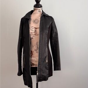 Baccini Black Leather Jacket with Zipper Details